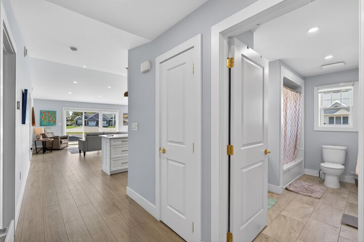 Property Photo: 32 Ellis Avenue PE C1N 4J3