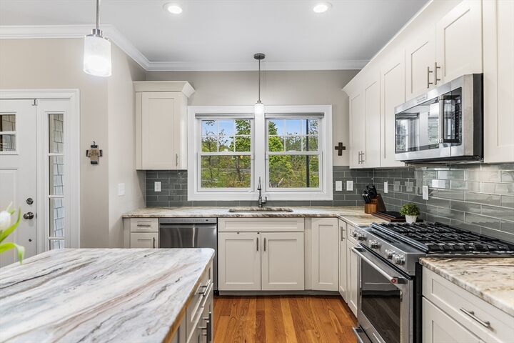 Property Photo:  19 Edmunds Cove  MA 01923 