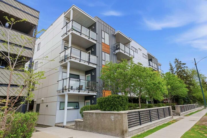 Property Photo: 1521 26 Avenue SW 403 AB T2T 1C4