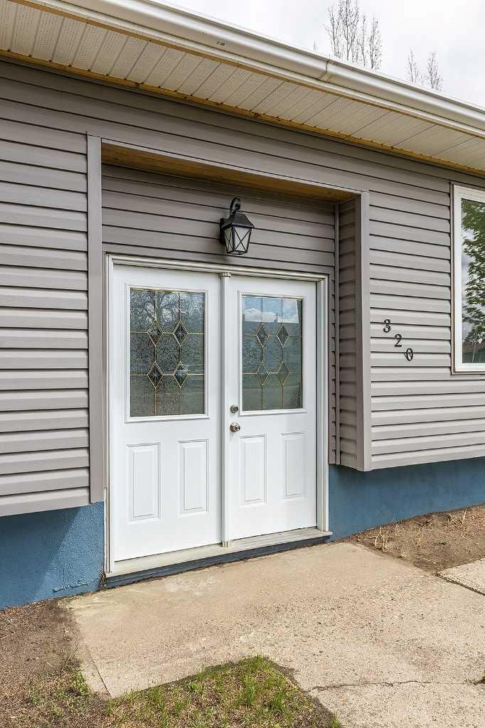 Property Photo:  320 16 Street NE  AB T1A 7L9 