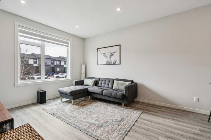 Property Photo: 201 Vantage Drive AB T4C 3G4