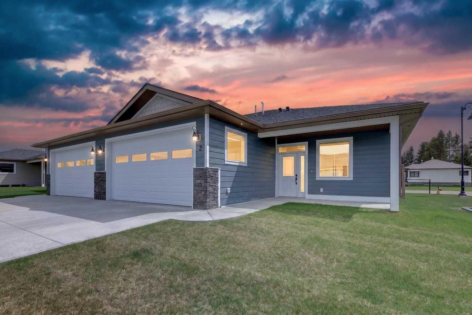 Property Photo: 610 4 Avenue SW 2 AB T0M 1X0