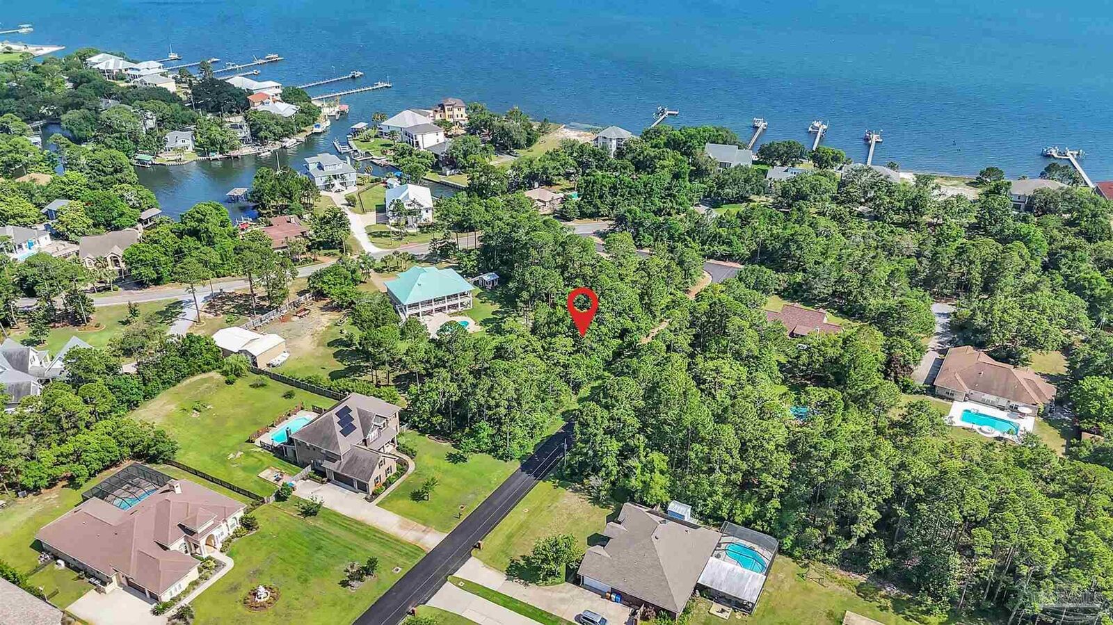 Property Photo: 000 Dubose Rd FL 32563