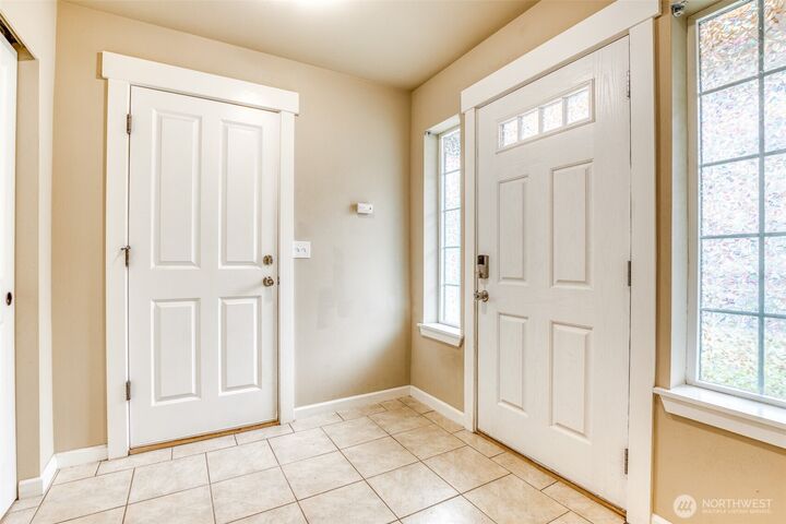 Property Photo:  1727  98th Pl  SW  WA 98204 