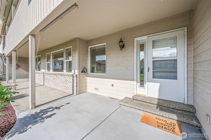 Property Photo:  1380  Eastmont Avenue 1203  WA 98802 
