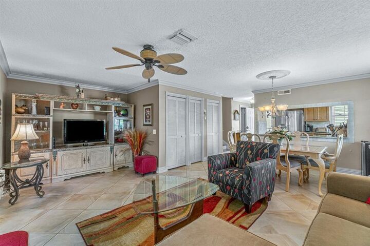Property Photo: 338 Waterside Drive FL 33462
