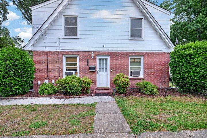 Property Photo: 1059 Warwick Ave VA 23503