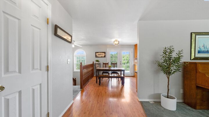 Property Photo: 3994 Ironton Dr WA 99353
