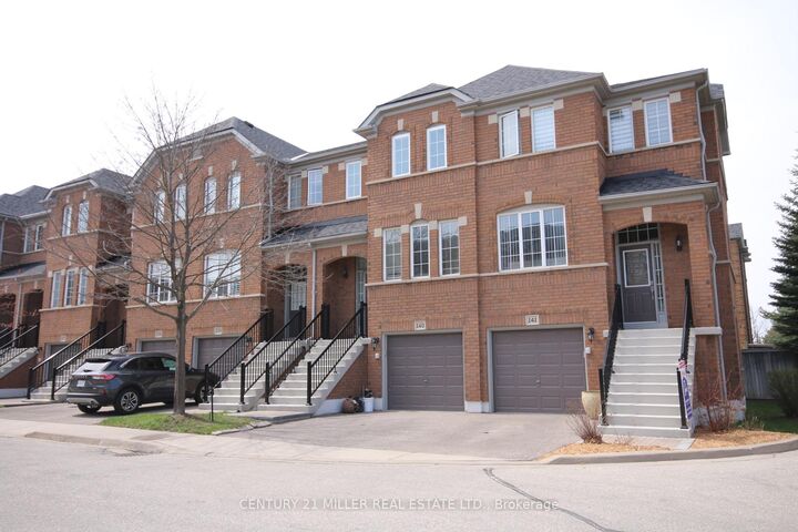Property Photo:  5530 Glen Erin Drive 140  ON L5M 6E8 