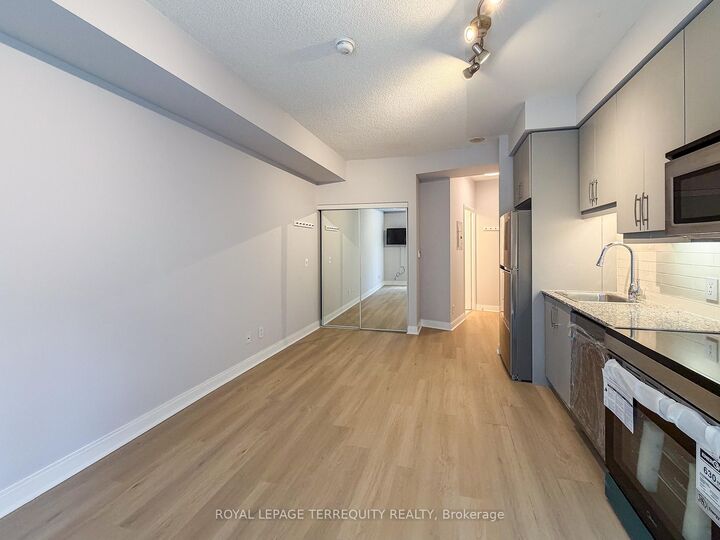 Property Photo:  1 Scott Street 311  ON M5E 1A1 