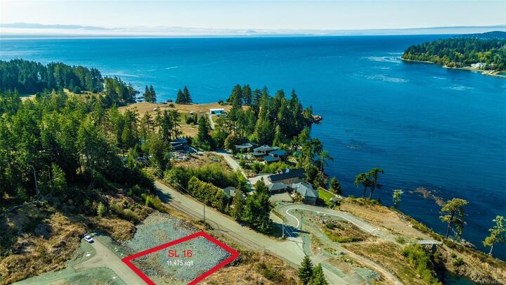 Property Photo:  7070 Fisher Rd  BC V9Z 1A8 