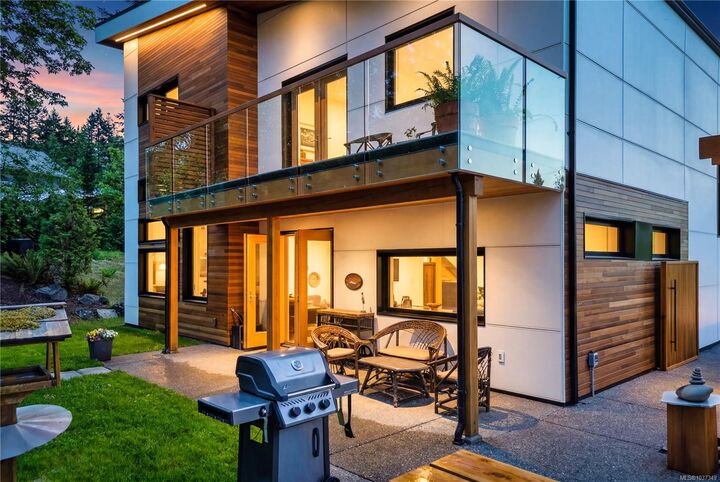 Property Photo: 2566 Steve Ellis Rd BC V9R 0J7