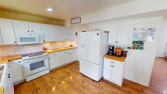 Property Photo: 1166 N 200 W UT 84074