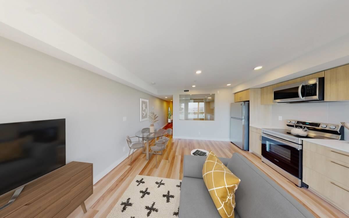 Property Photo:  408 East Columbia 314  BC V3L 1B1 