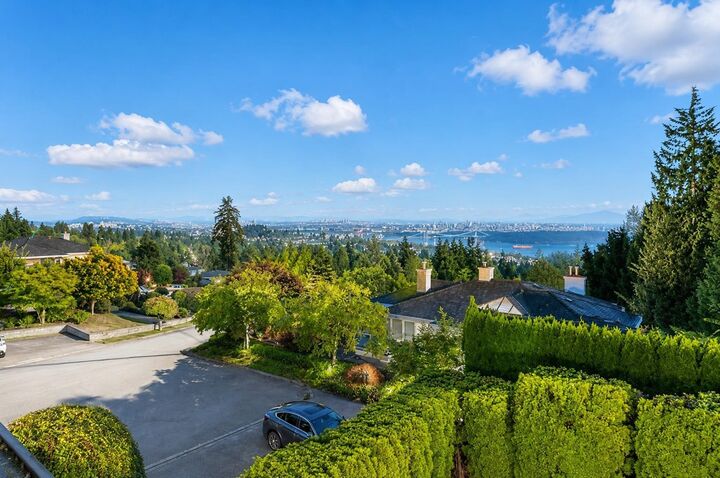Property Photo: 1595 Tyrol Court BC V7S 3G5