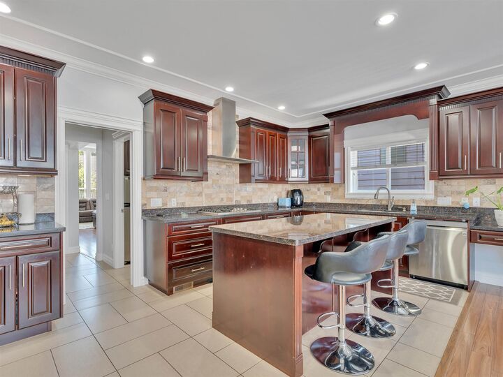 Property Photo: 1809 Mamquam Road BC V0N 1T0