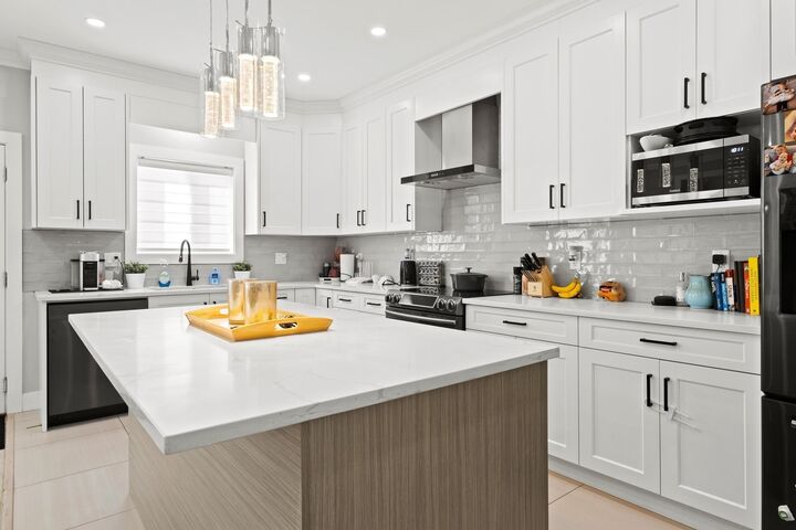 Property Photo: 19436 72A Avenue BC V4N 5X9