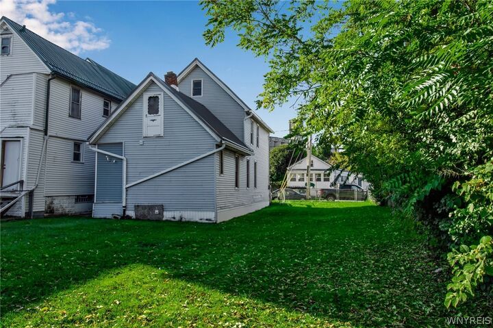 Property Photo:  10 South Street  NY 14204 