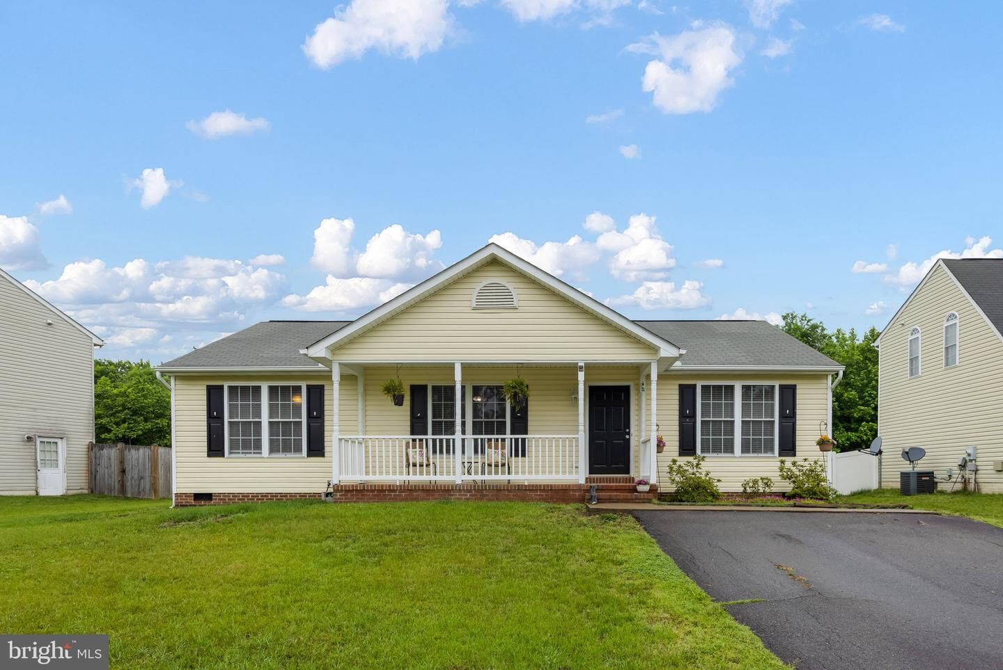 Property Photo:  10322 Wisteria Drive  VA 22408 