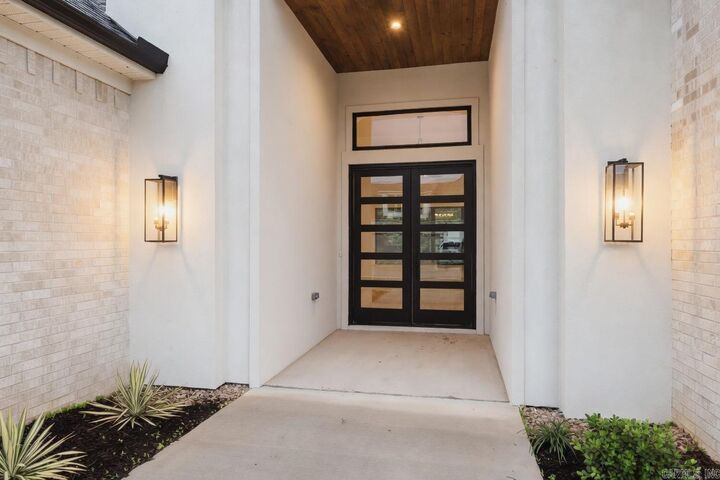 Property Photo:  5008 Castaway Bay Dr  AR 72019 