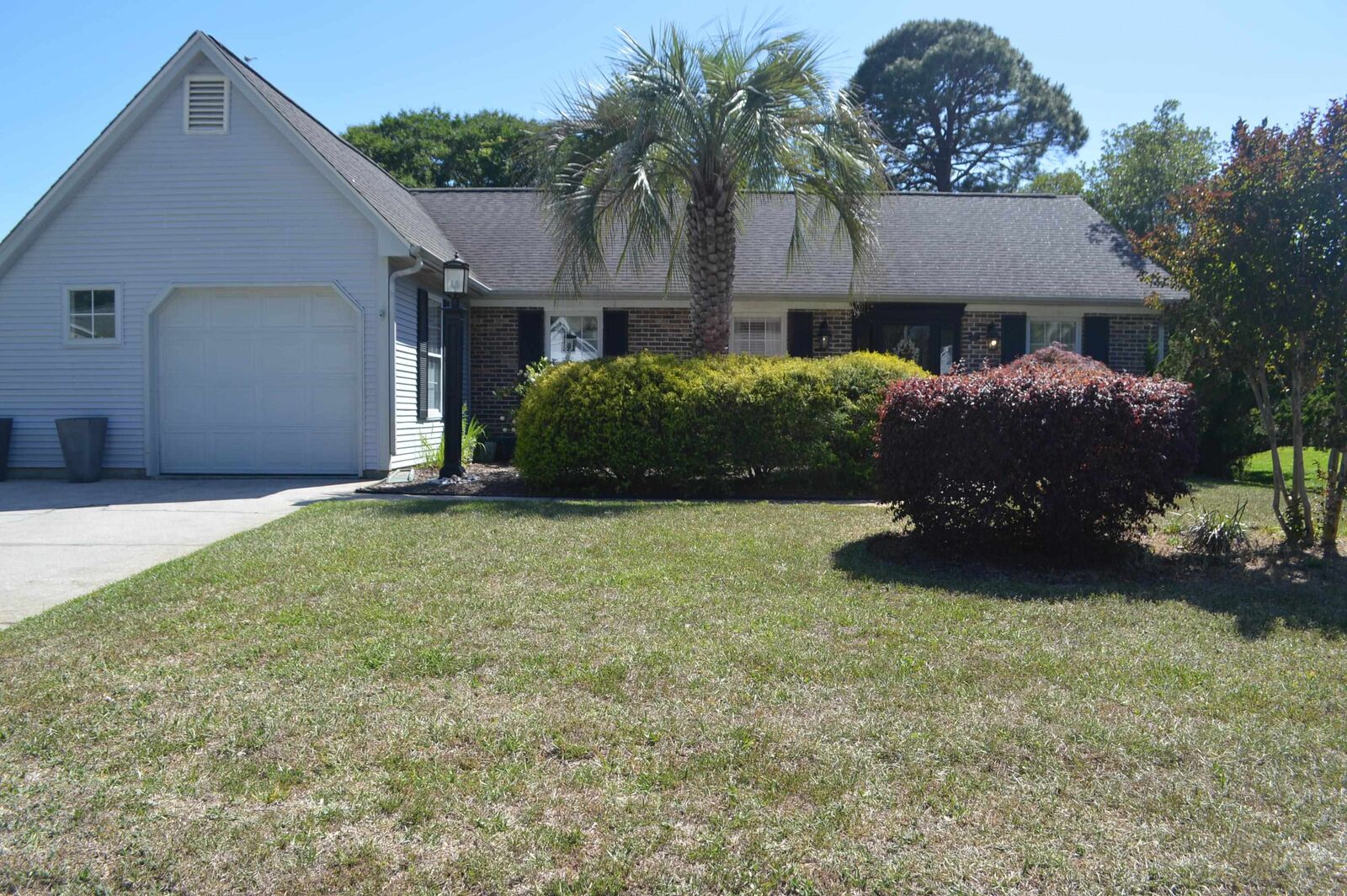 Property Photo:  622 Bluebird Ln.  SC 29576 