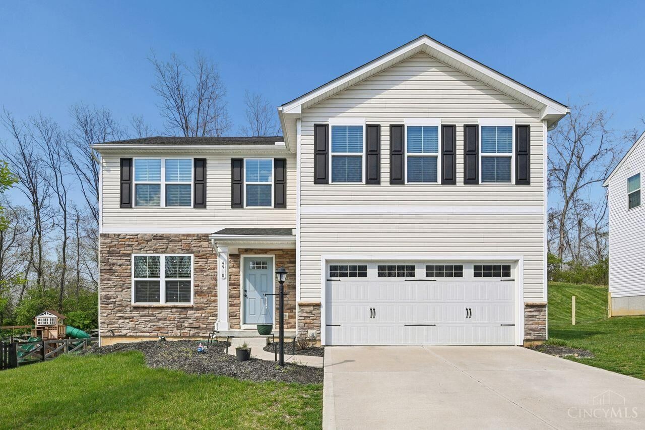 Property Photo:  4910 Allens Ridge Drive  OH 45152 