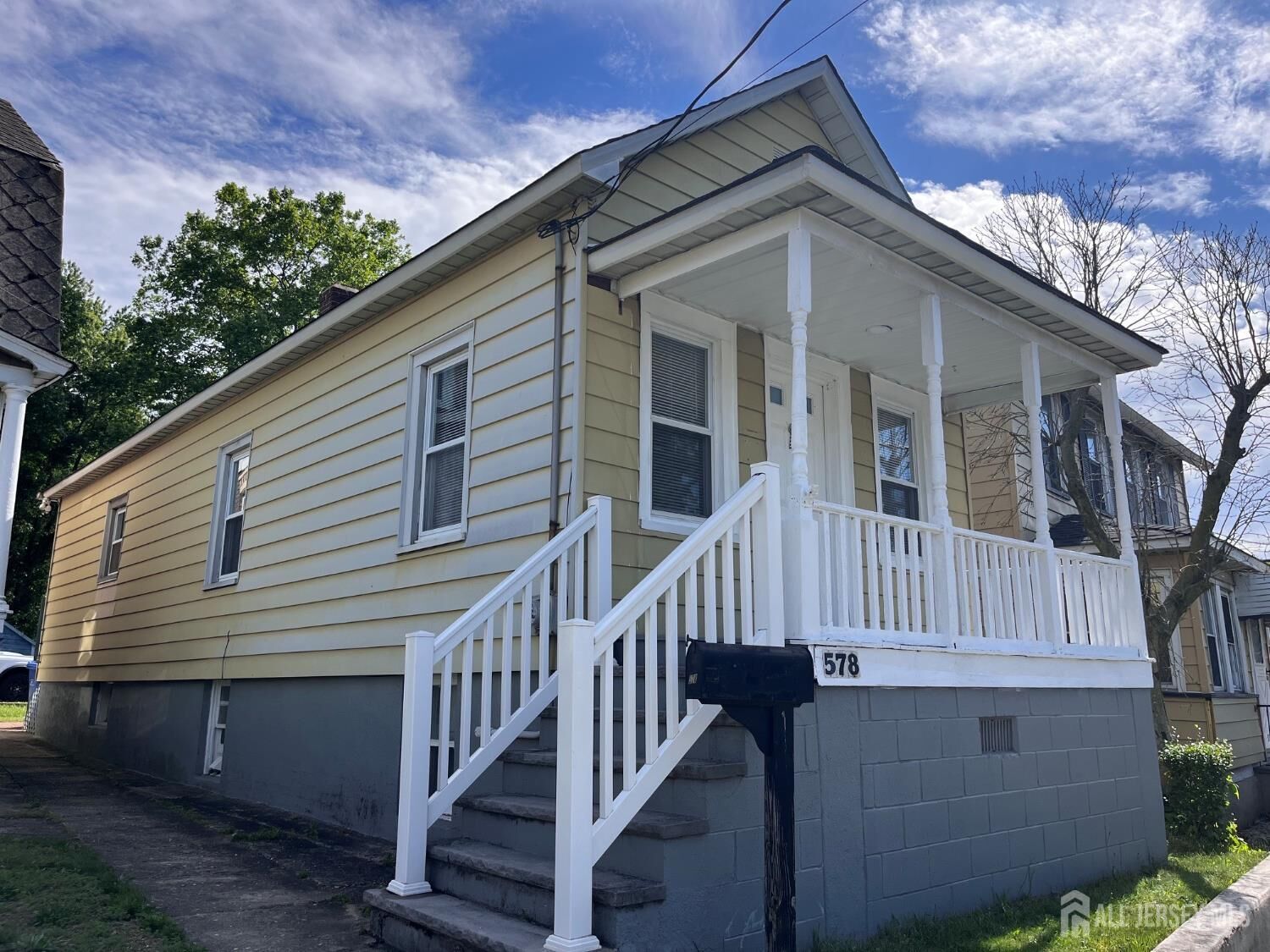Property Photo:  578 Main Street  NJ 08872 