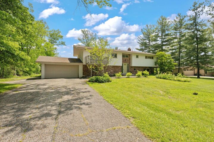 Property Photo:  7280 Hollandia Drive  OH 43081 