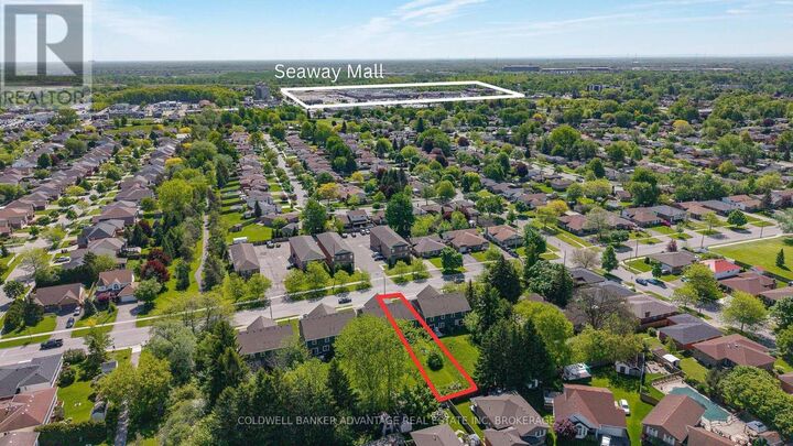 Property Photo: 597 First Avenue ON L3C 1Z2