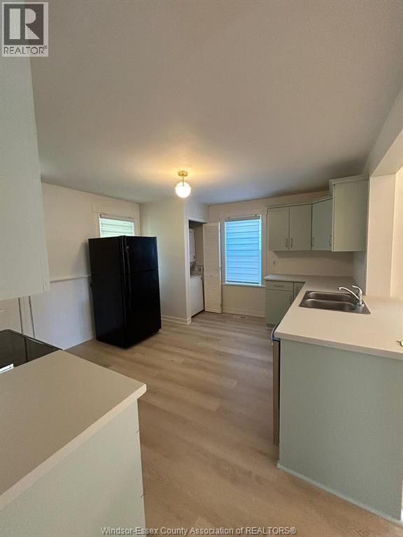 Property Photo:  109 Edgar Street  ON N7M 1V6 