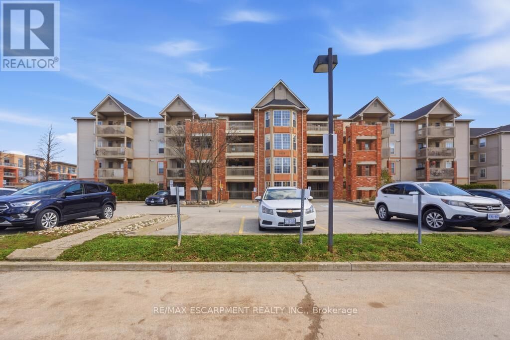 Property Photo:  4013 Kilmer Drive 410  ON L7M 4M3 