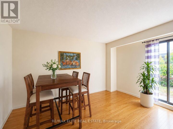 Property Photo:  110 Purpledusk Trail  ON M1E 4E1 
