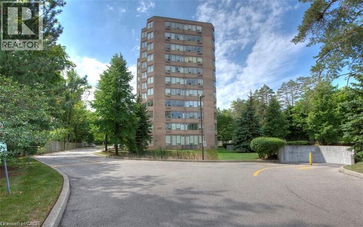 Property Photo: 3227 East King Street East 503 ON N2A 3Z9