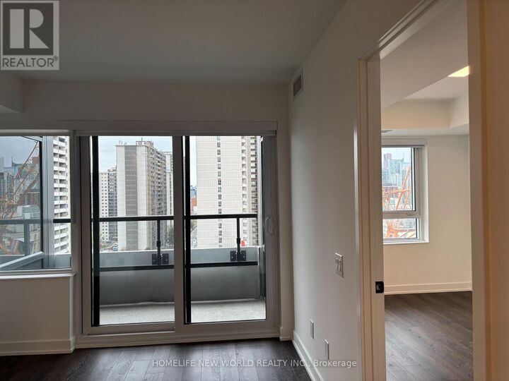 Property Photo:  609 Sherbourne Street 1311  ON M4X 0A4 