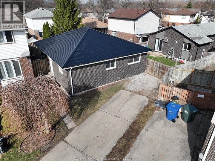 Property Photo:  9190 Blencarn Court  ON N8S 4L3 