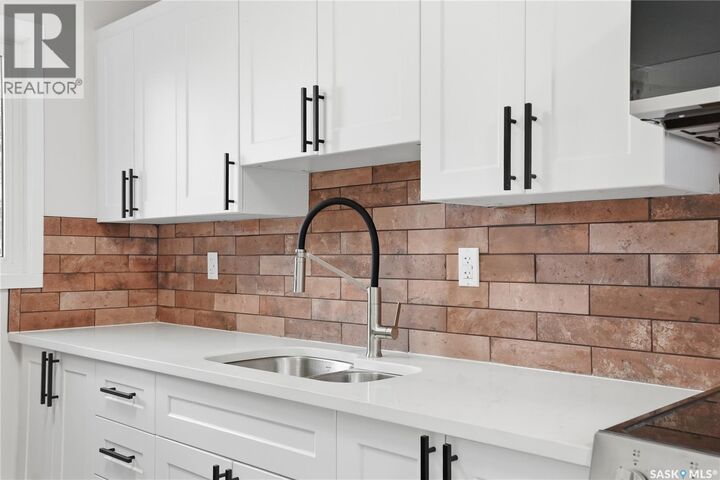 Property Photo: 53 Rita Crescent SK S7N 2L4