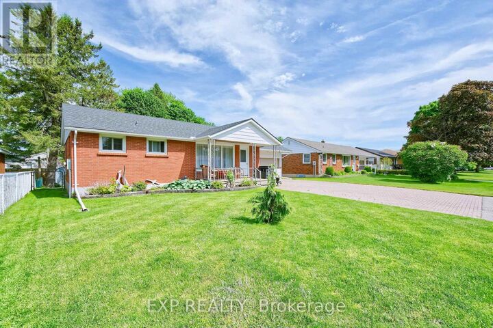 Property Photo: 85 Treelawn Avenue ON N5H 2J7