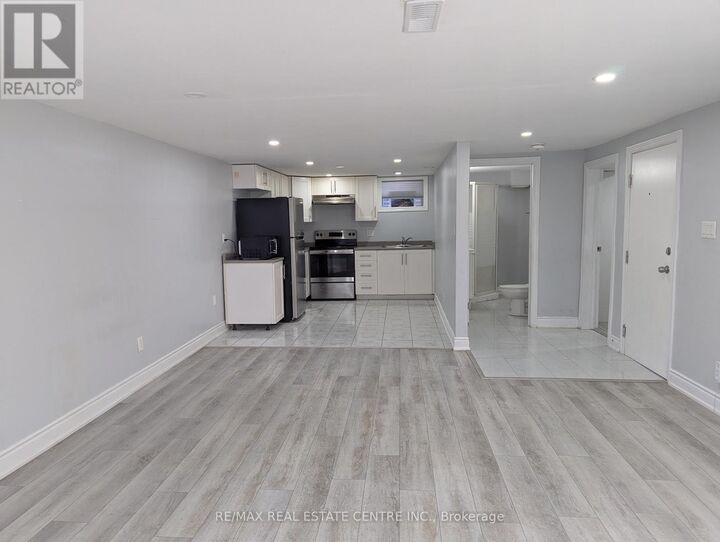 Property Photo: 160 McMurchy Avenue South ON L6Y 1Y9
