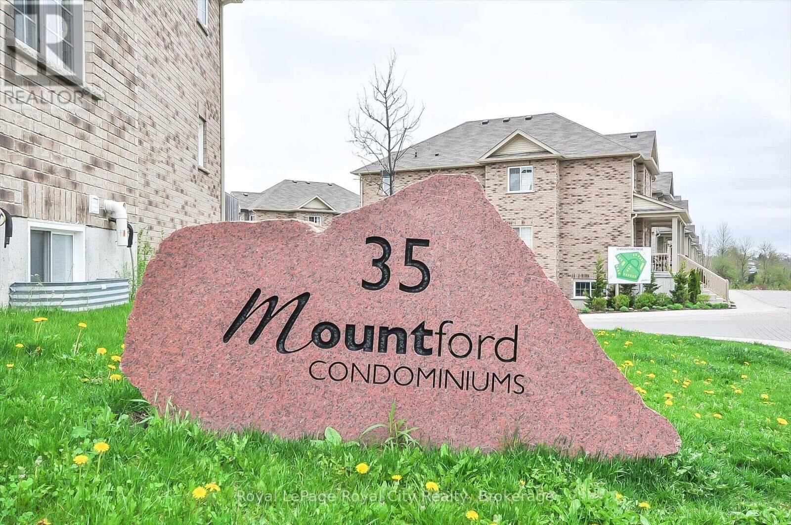 Property Photo: 35 Mountford Drive 85 ON N1E 0G6