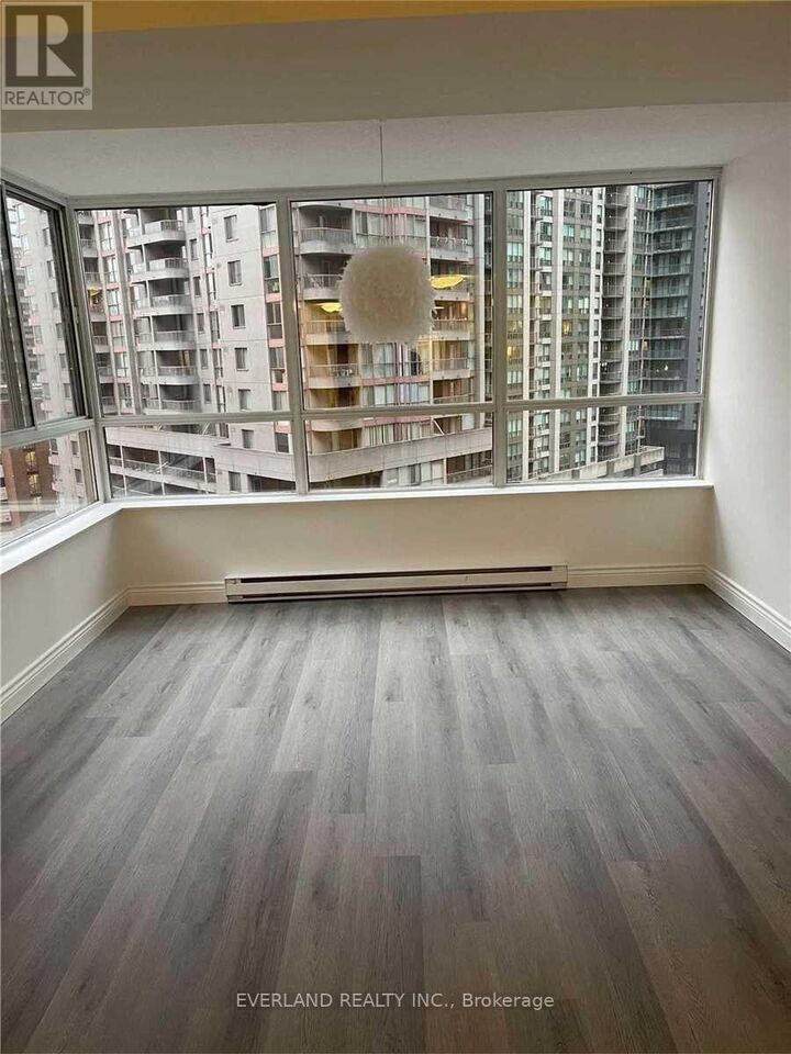 Property Photo: 717 Bay Street 1207 ON M5G 2J9