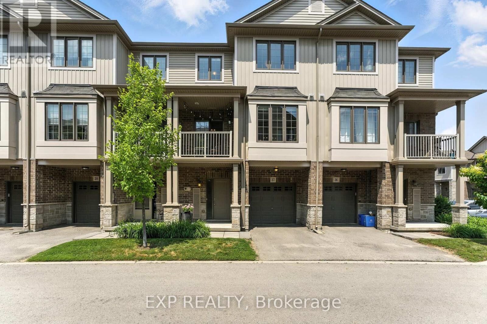Property Photo:  377 Glancaster Road Unit 37  ON L9G 0G4 