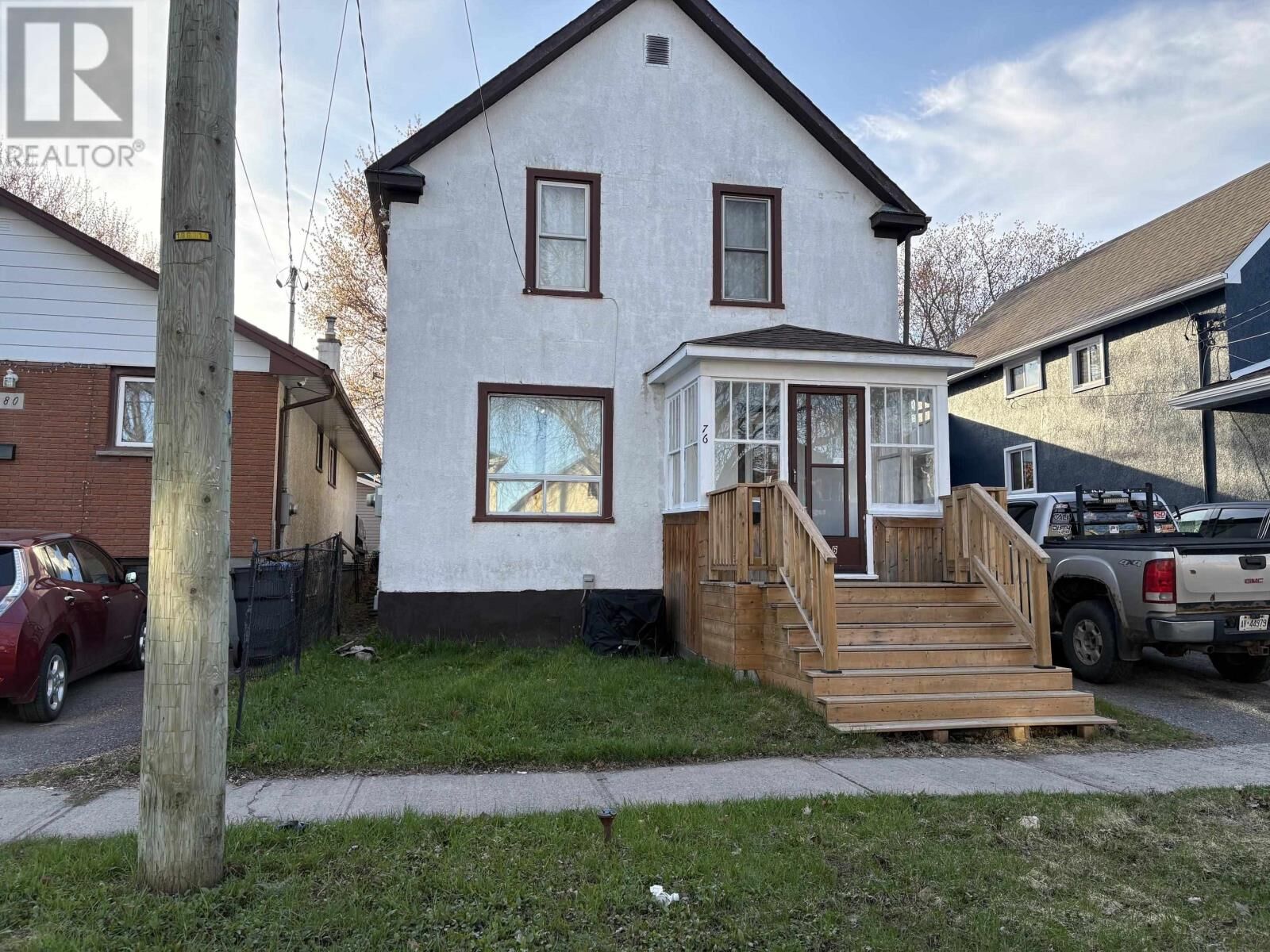 Property Photo:  76 Ontario St  ON P7B 3G2 