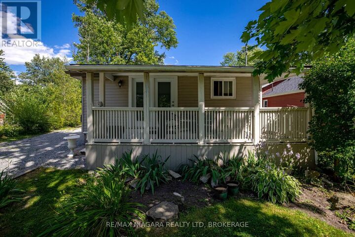 Property Photo:  434 Crescent Road  ON L2A 4P7 