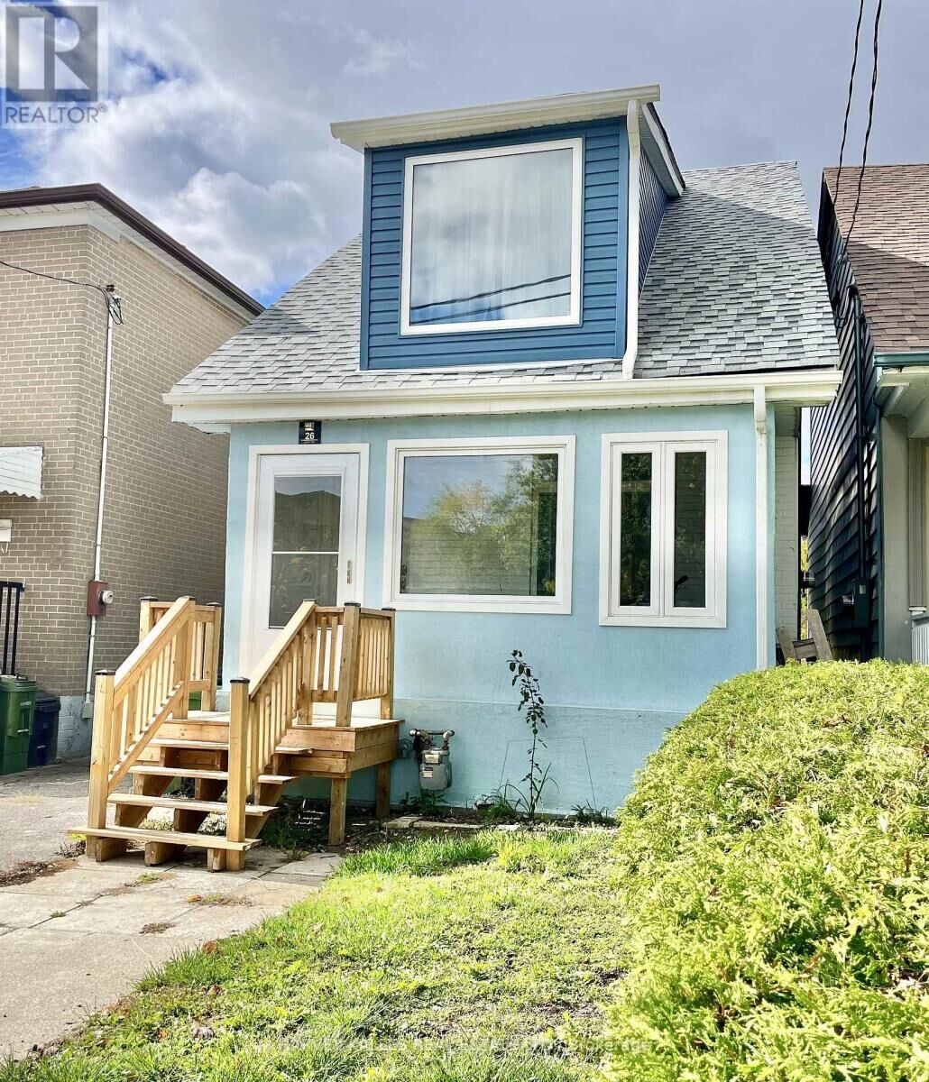 Property Photo:  26 Leyton Avenue  ON M1L 3T4 