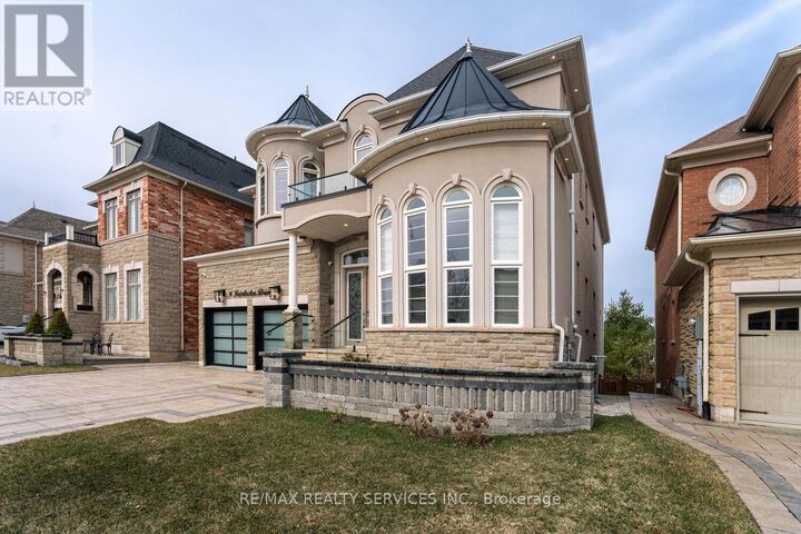 Property Photo:  9 Interlacken Drive  ON L6X 0Y1 