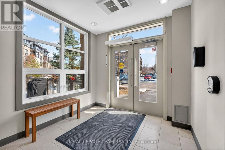 Property Photo:  100 Montblanc Private 302  ON K1C 0B2 