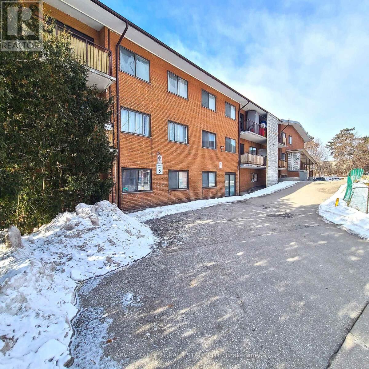 Property Photo: 80 Blackfriar Avenue 203 ON M9R 3S9