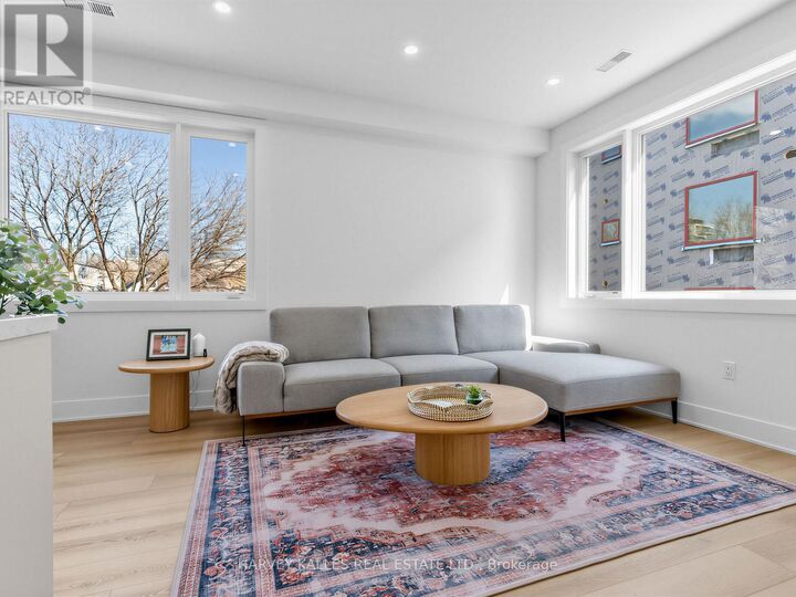 Property Photo:  45 Bellevue Avenue 2A  ON M5T 2N5 