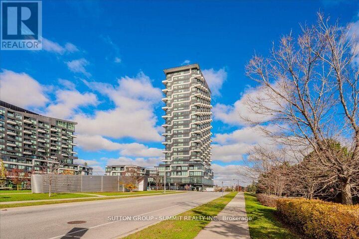 Property Photo:  297 Oak Walk Drive 802  ON L6H 3R6 