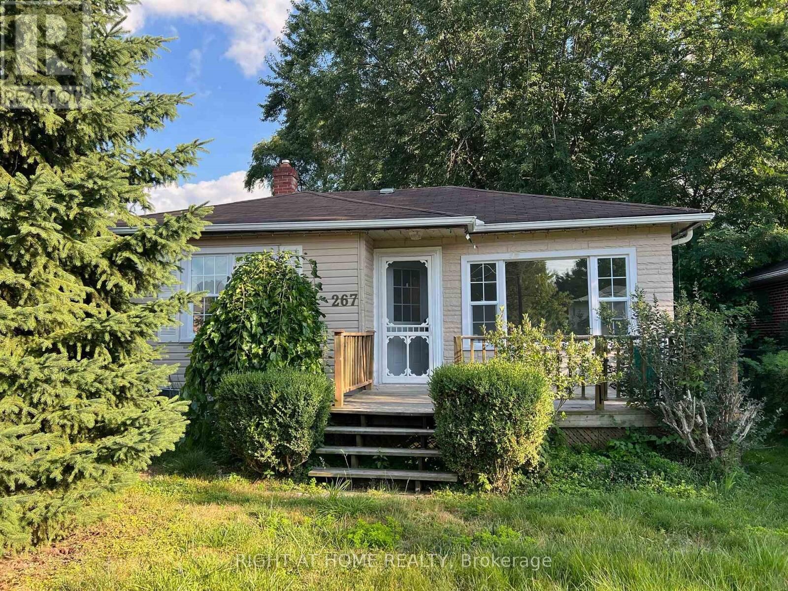 Property Photo:  267 Rayners Road  ON L4P 1G5 
